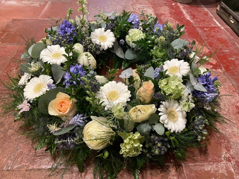 White an Blue Wreath