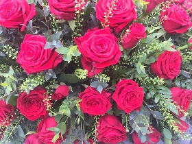 Red Rose Spray